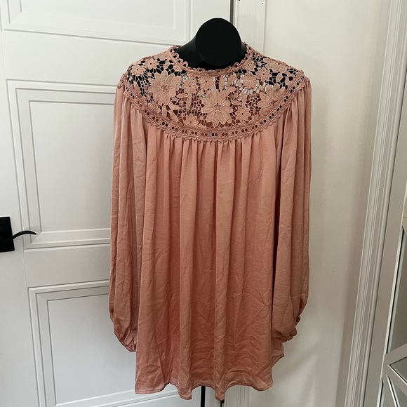 *VICI COLLECTION* Mauve Roselyn Midi Dress by Strut & Bolt. Size L, NWT - Picture 3 of 5